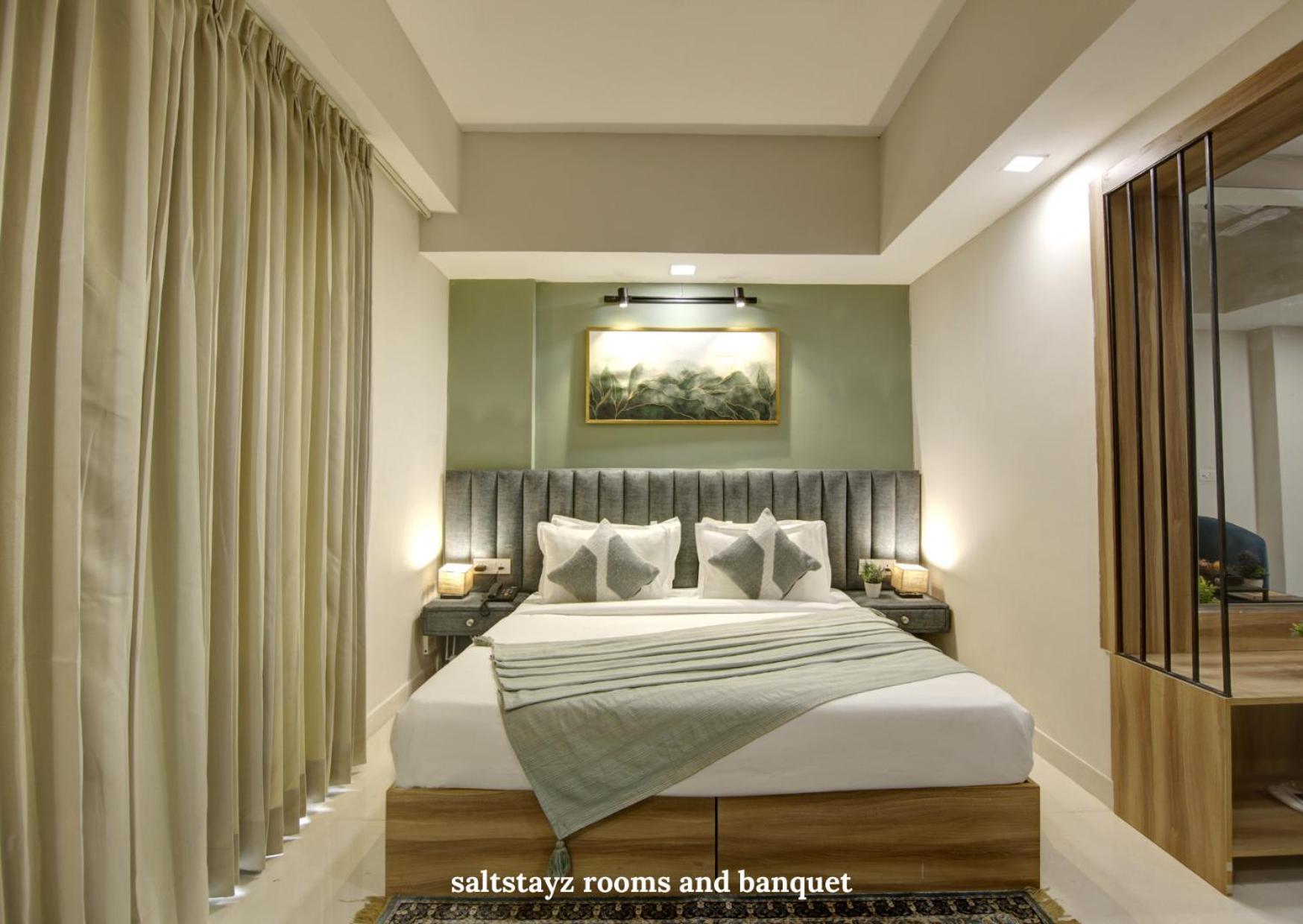 Saltstayz Premier Executive Serviced Apartment - Golf Course Extension Road Gurgaon Exterior photo