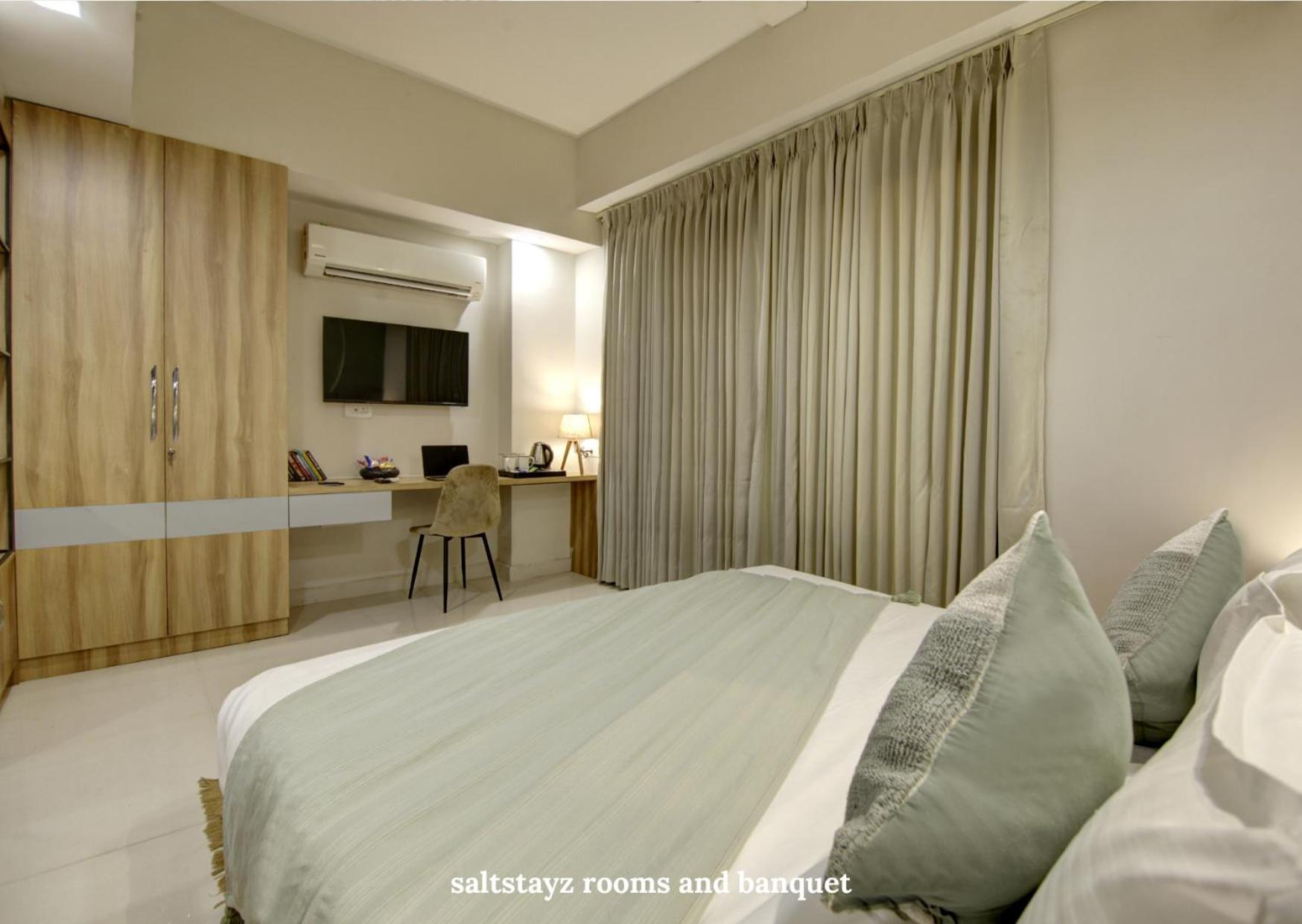 Saltstayz Premier Executive Serviced Apartment - Golf Course Extension Road Gurgaon Exterior photo