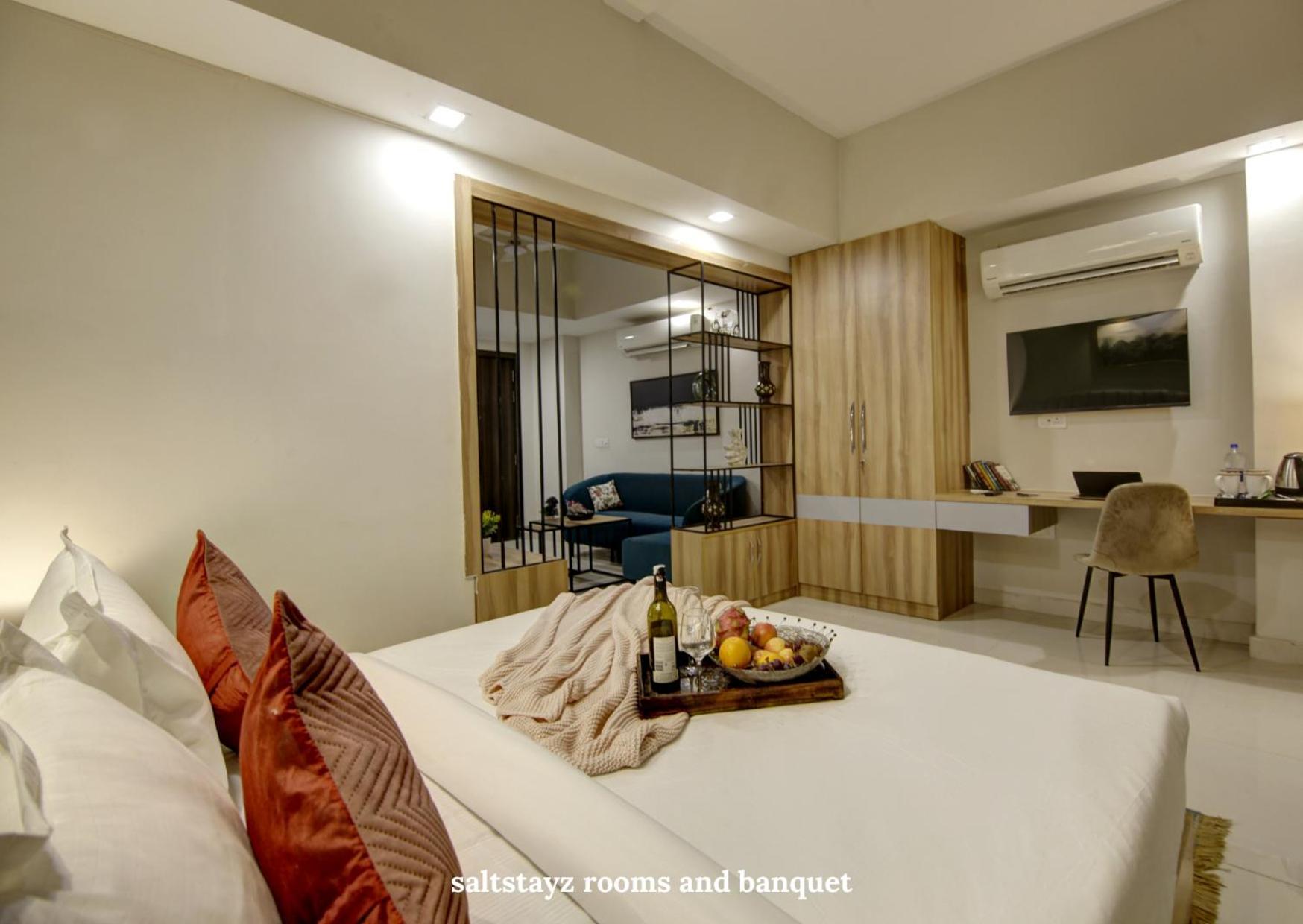 Saltstayz Premier Executive Serviced Apartment - Golf Course Extension Road Gurgaon Exterior photo
