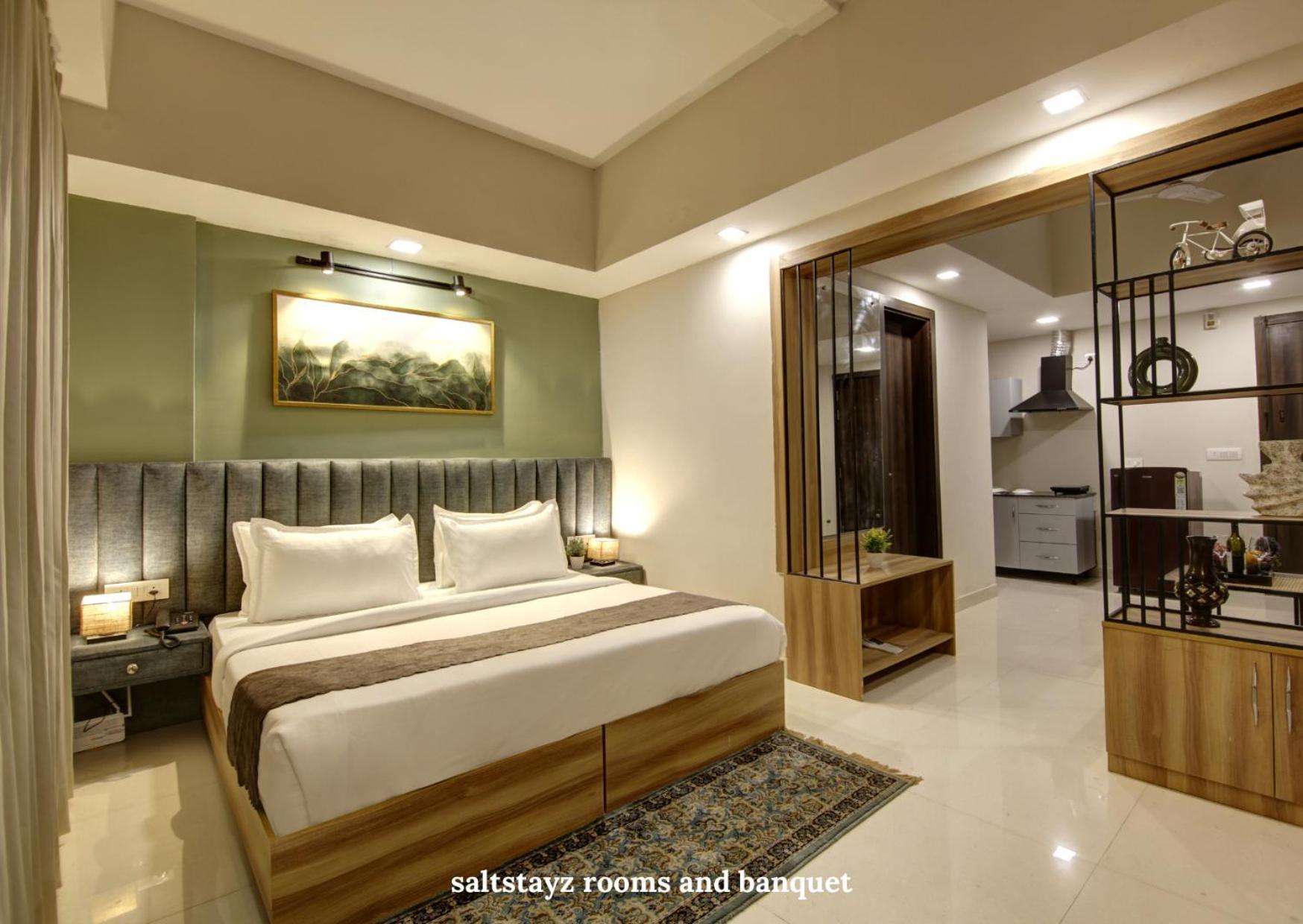 Saltstayz Premier Executive Serviced Apartment - Golf Course Extension Road Gurgaon Exterior photo